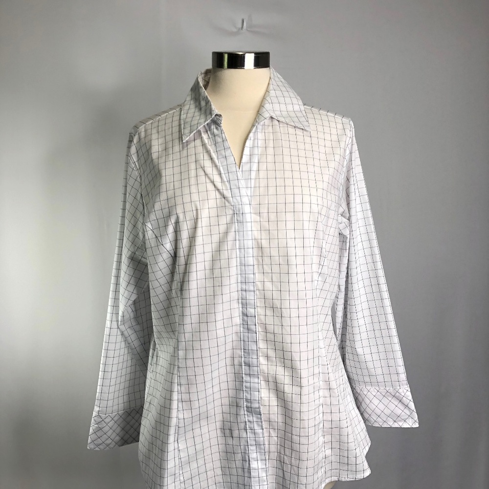 Riders by Lee Long Sleeve Button up Size XL